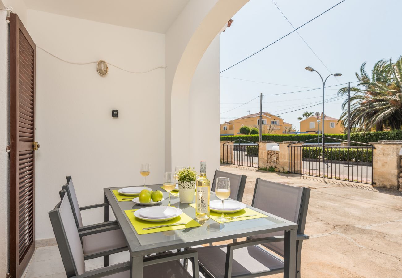 Ferienwohnung in Cala Blanca - Apartamento Palmeras 6