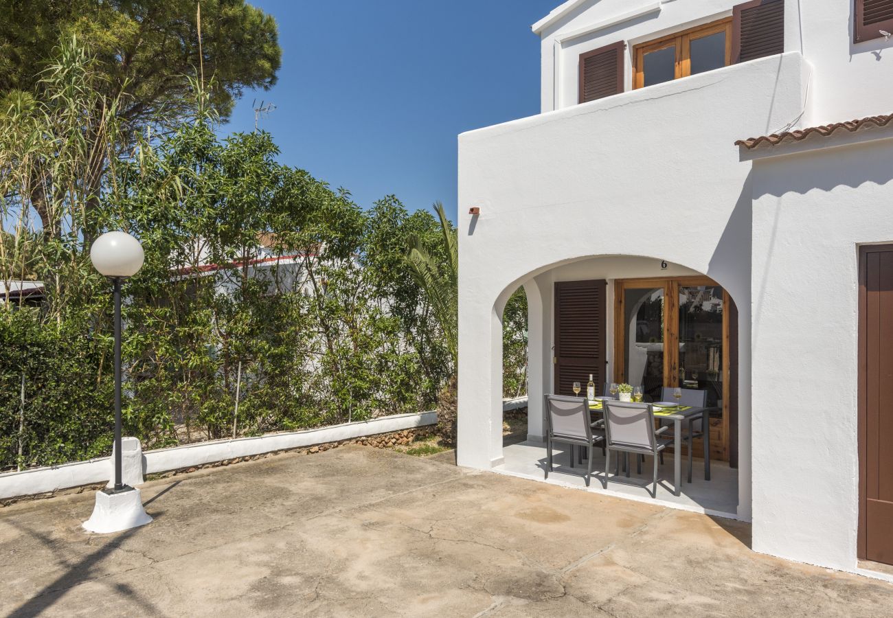 Ferienwohnung in Cala Blanca - Apartamento Palmeras 6