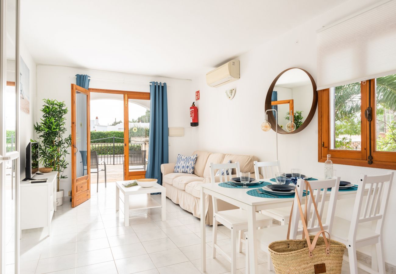 Ferienwohnung in Cala Blanca - Apartamento Palmeras 6