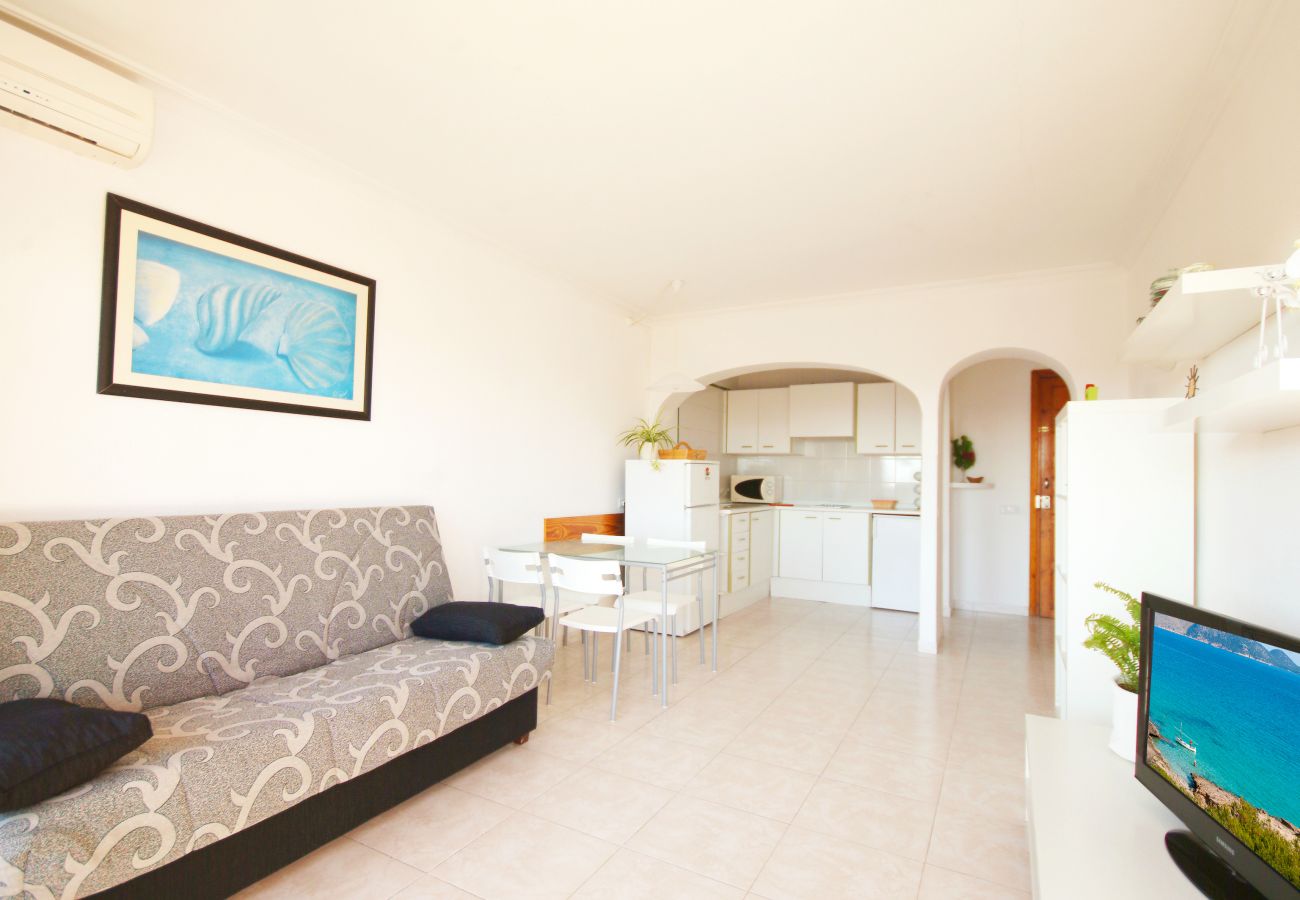 Ferienwohnung in Alcudia - A. Arcoiris, pool and sea views in Alcudia