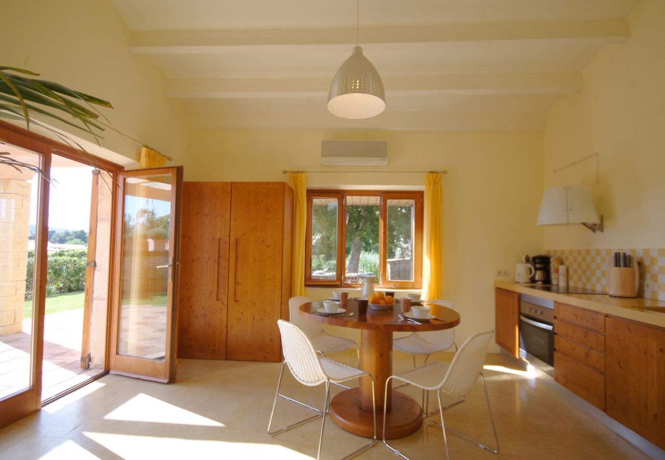 Villa in Alcudia - V. Barcares Petit, villa for 6 with pool and close