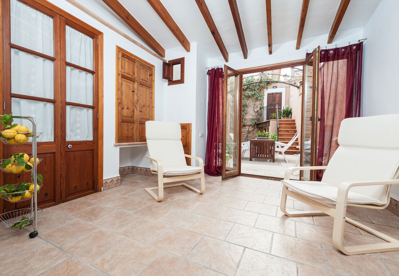 Ferienhaus in Alcudia - C. Ca Na Blanca in Alcudia with pool