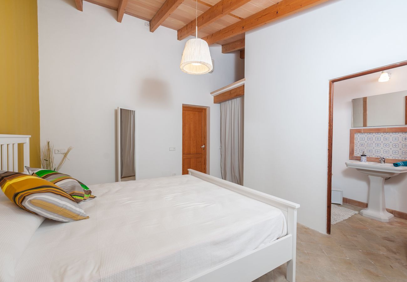 Ferienhaus in Alcudia - C. Ca Na Blanca in Alcudia with pool