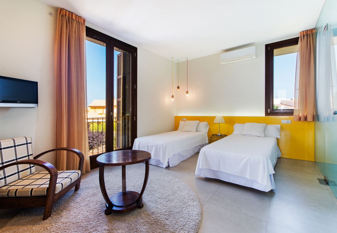 Villa in Alcudia - V. Barcares Gran, amazing villa for 10 close to be