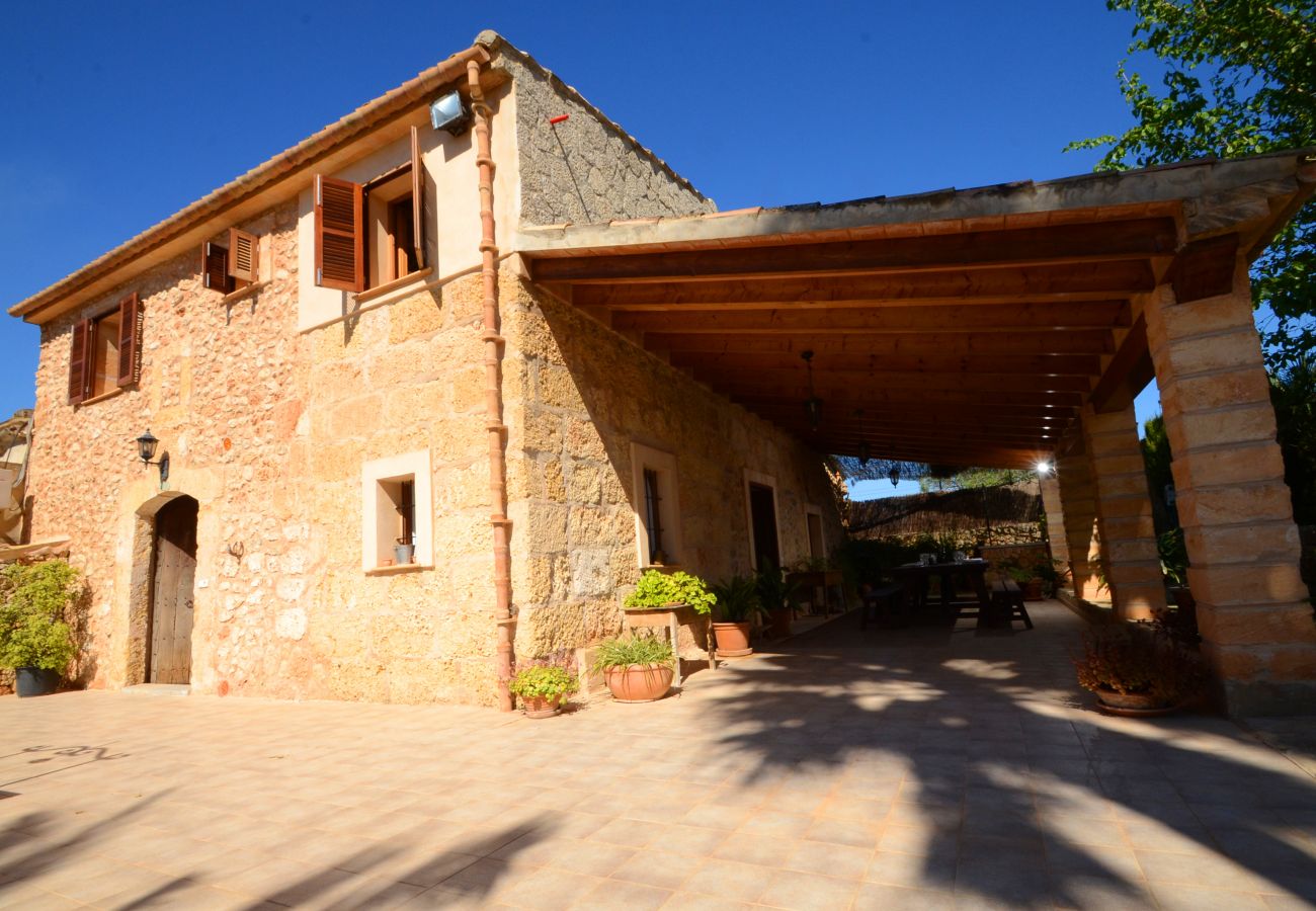 Villa in Inca - V. Can Rovey, pool and gardens in Inca