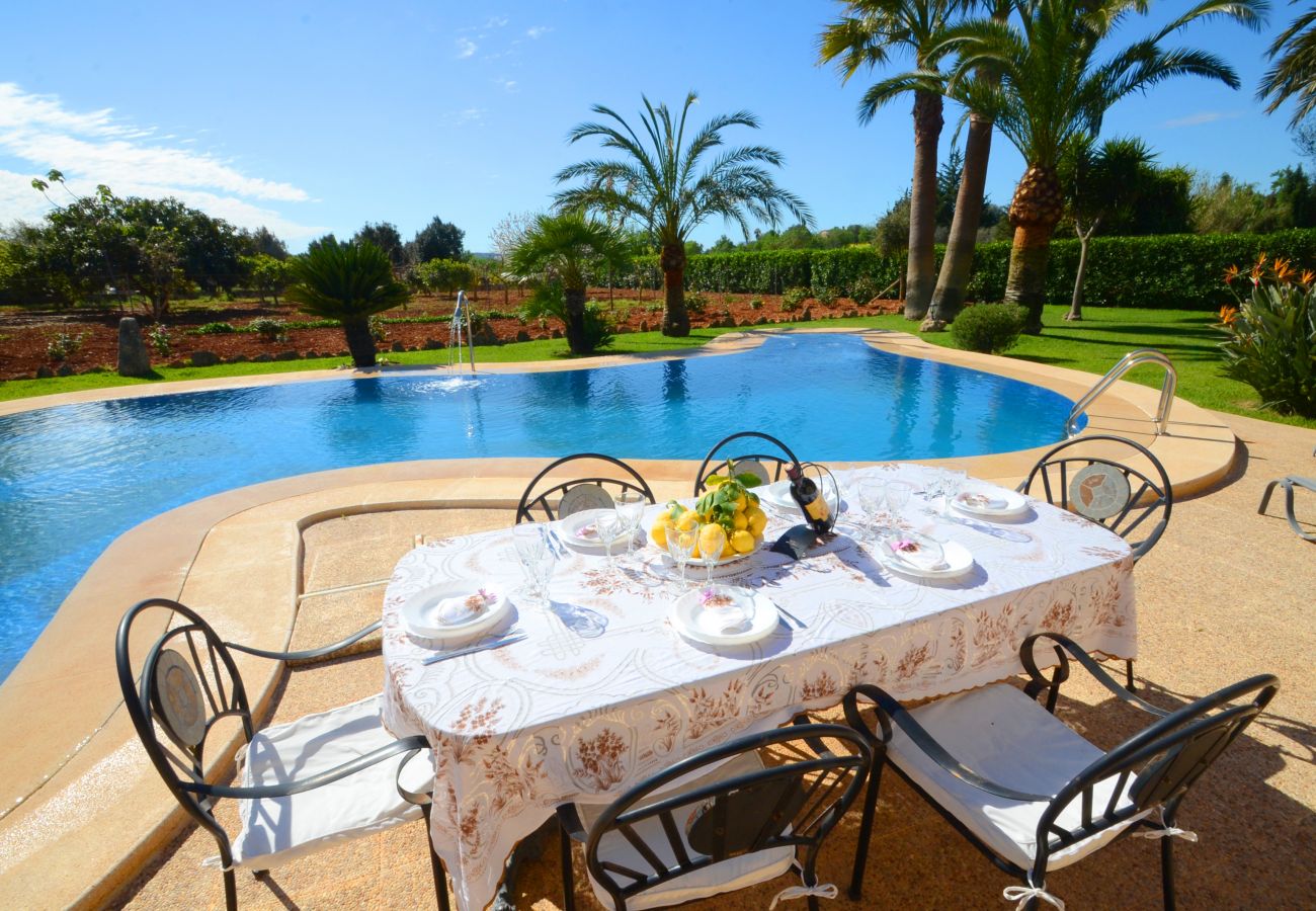 Villa in Inca - V. Can Rovey, pool and gardens in Inca
