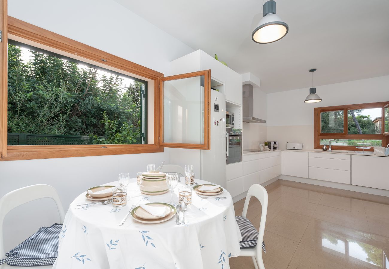 Villa in Alcudia - V. Es Bell Lloc