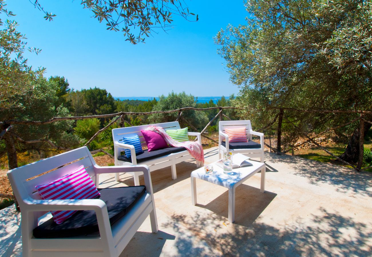 Villa in Alcudia - V. Sa Rota, pool and sea views in Alcudia