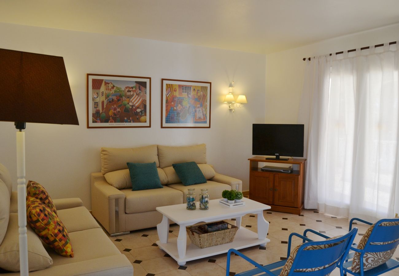 Villa in Santo Tomas - Villa CANELA
