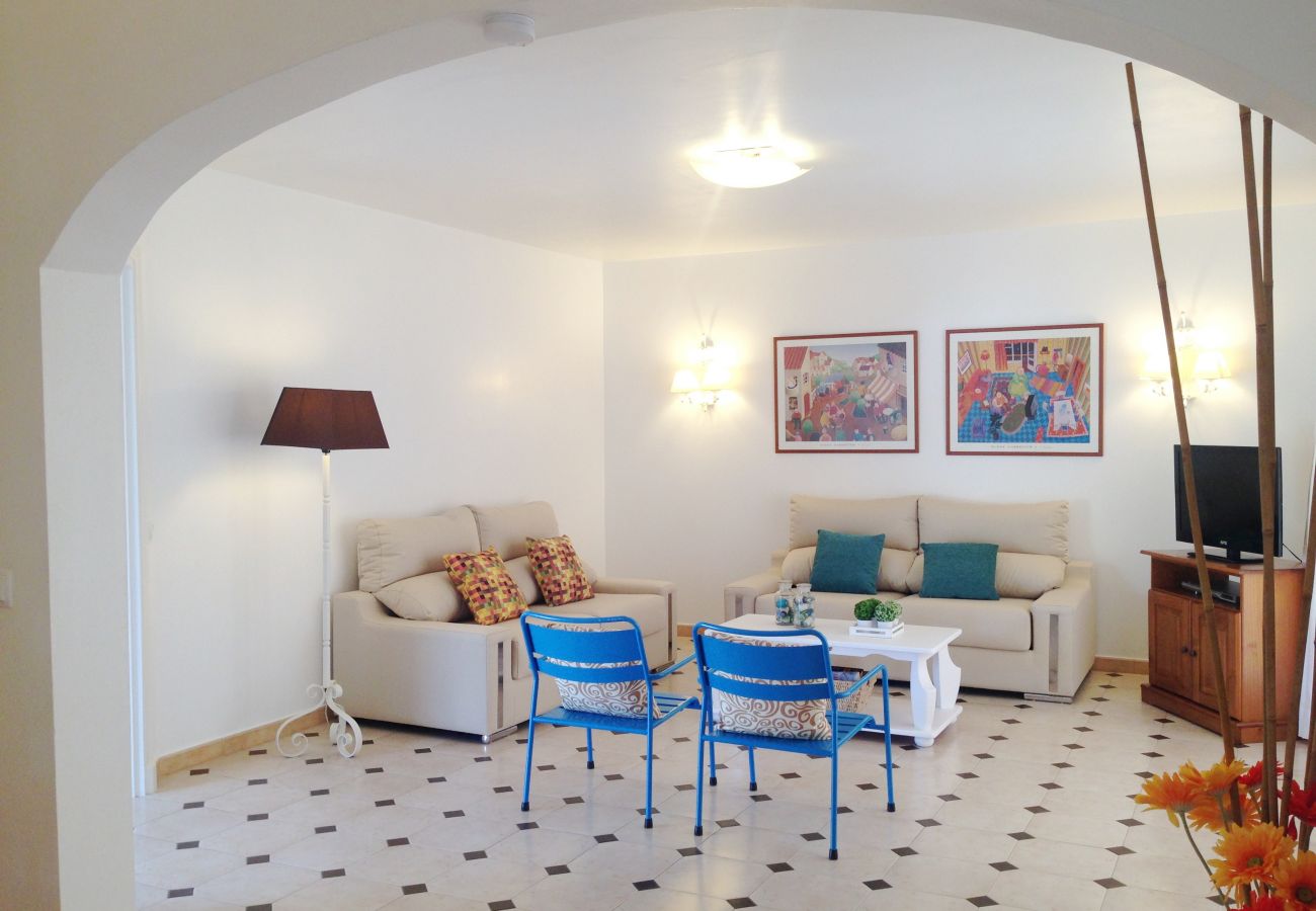 Villa in Santo Tomas - Villa CANELA
