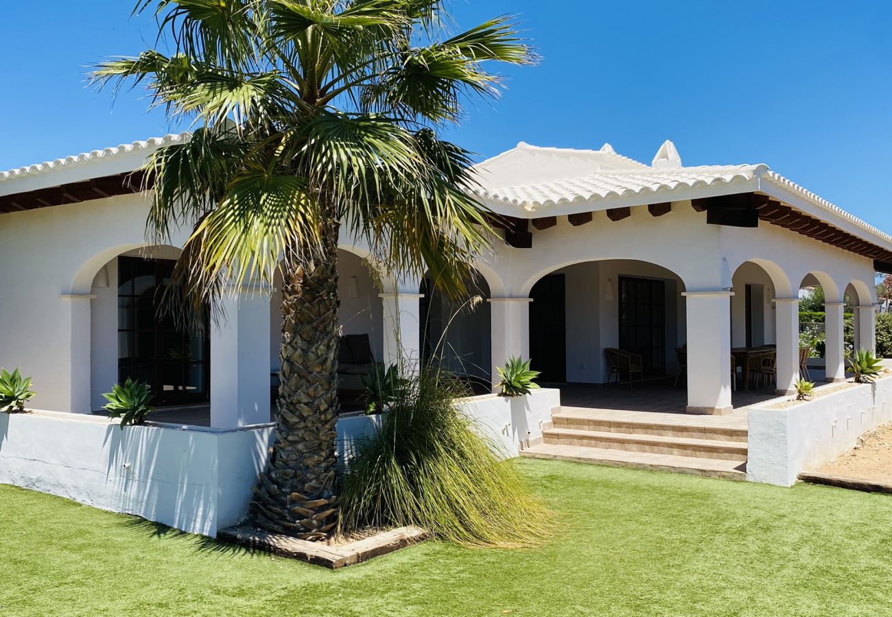 Villa in Cap d´en Font - Villa CLARA