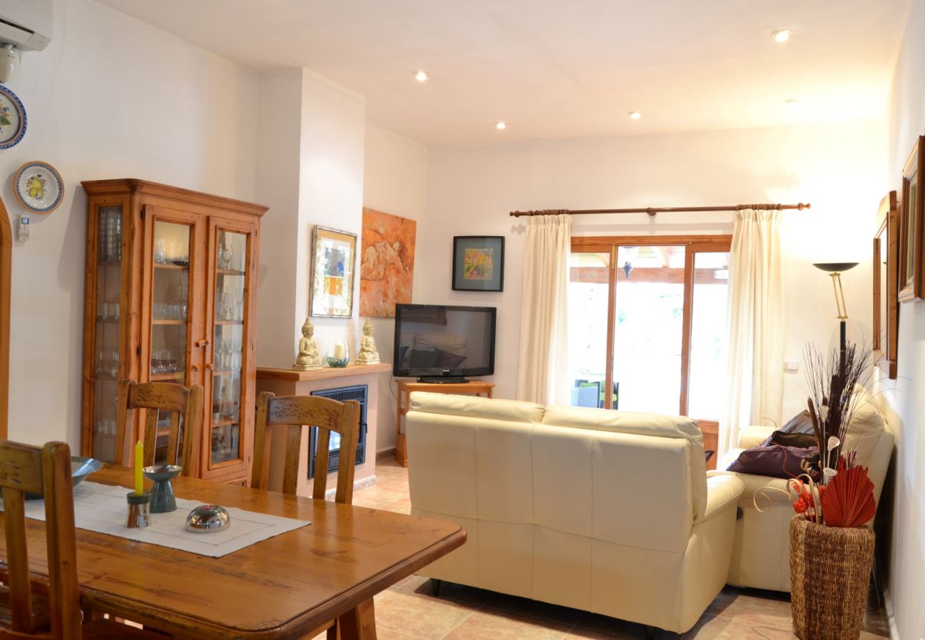 Private Finca Mallorca mit geräumigem Wohnzimmer