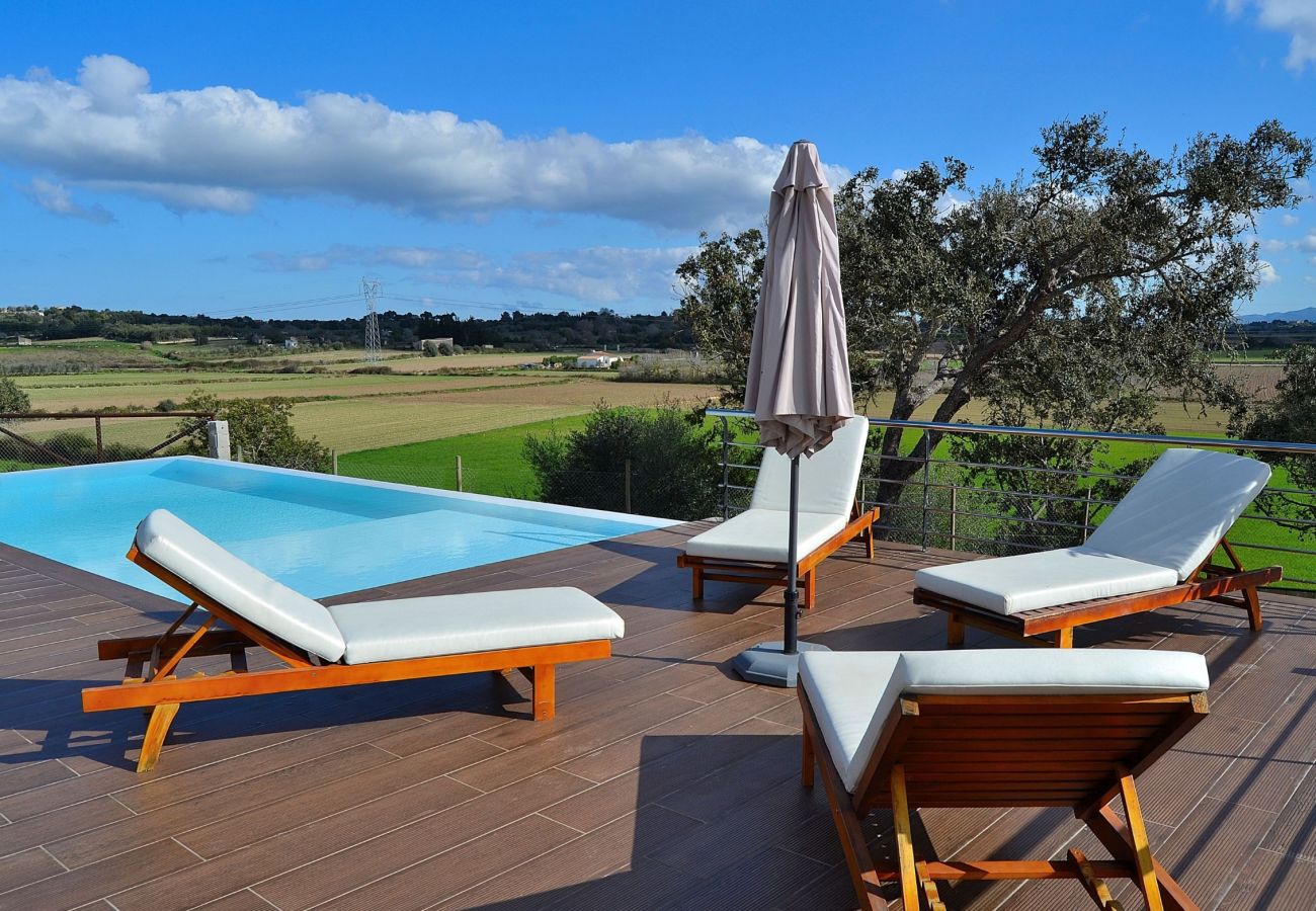 Ab 100€ pro Tag können Sie ein Zimmer im Landhotel auf Mallorca mieten. 
