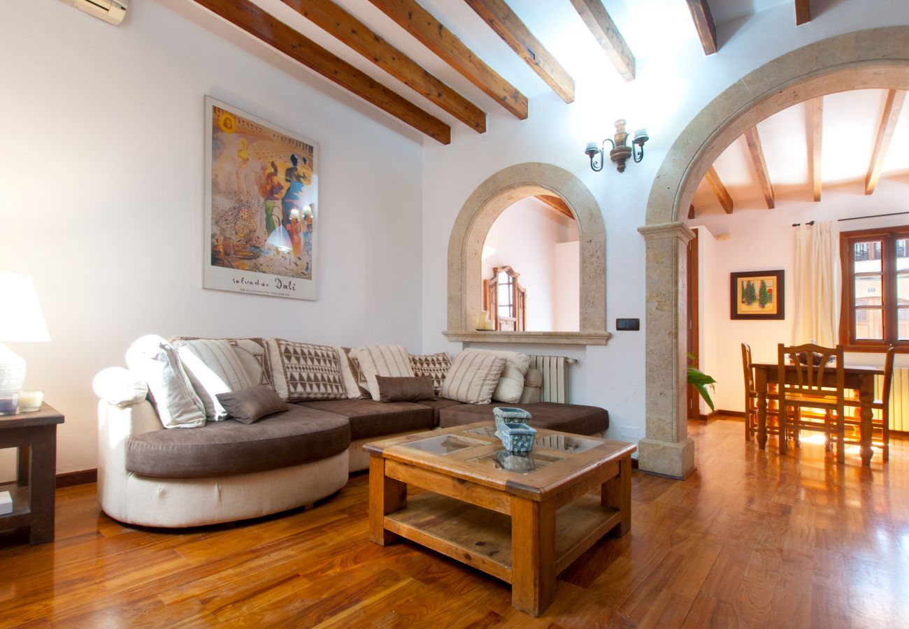 Ferienhaus in Alcudia - C. Es Convent, house in Alcudia with WiFi