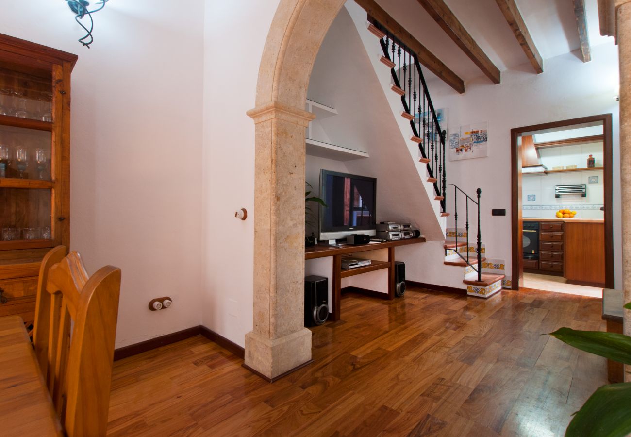 Ferienhaus in Alcudia - C. Es Convent, house in Alcudia with WiFi