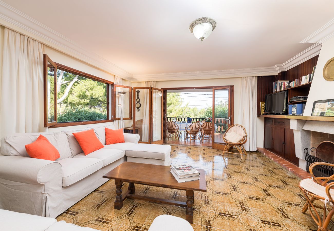 Villa in Alcudia - V. Can Salom in Alcudia, next to Mal Pas Beach