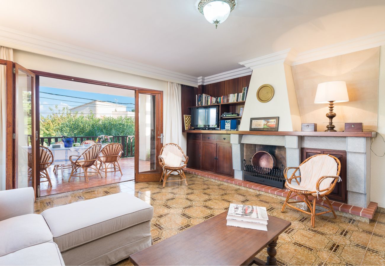 Villa in Alcudia - V. Can Salom in Alcudia, next to Mal Pas Beach