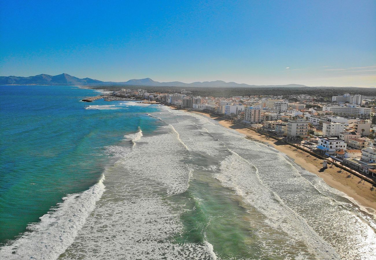 Luftbild des Strandes von Can Picafort