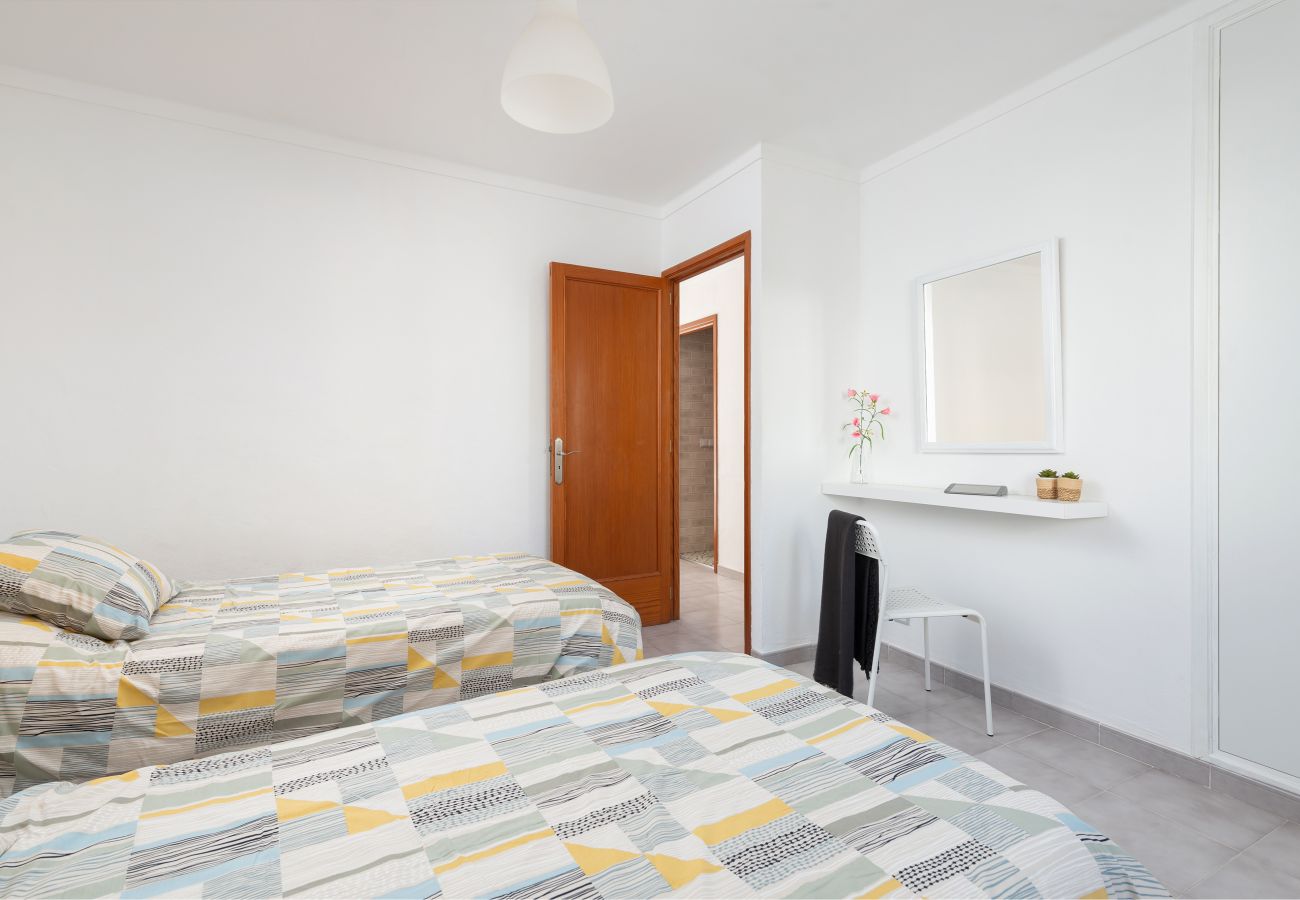 Ferienwohnung in Cala Sant Vicenç - A. Can Marce in Cala Sant Vicenç with WiFi