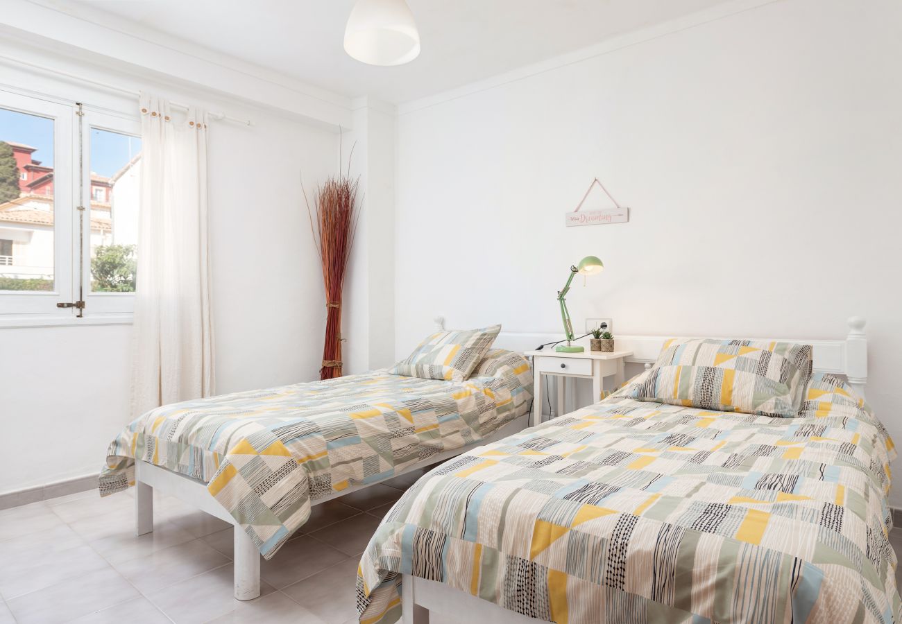 Ferienwohnung in Cala Sant Vicenç - A. Can Marce in Cala Sant Vicenç with WiFi