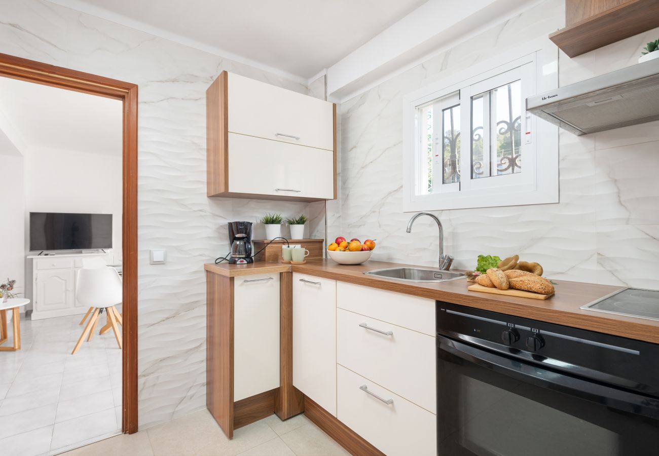 Ferienwohnung in Cala Sant Vicenç - A. Can Marce in Cala Sant Vicenç with WiFi