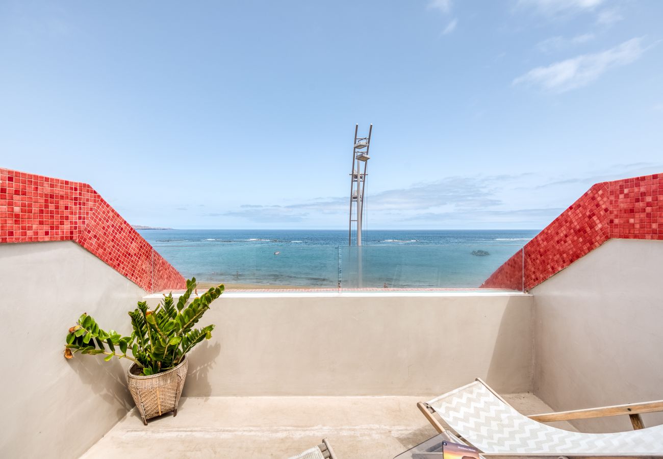 Ferienhaus in Las Palmas de Gran Canaria - Nice beach views with terrace By CanariasGetaway
