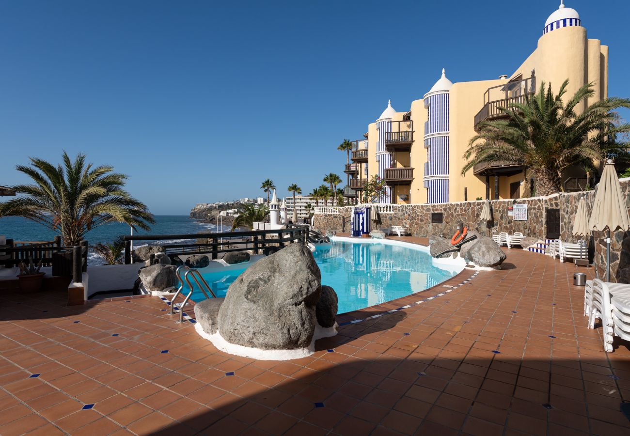 Ferienhaus in Bahia Feliz - Ocean balcony view&pool P69 By CanariasGetaway