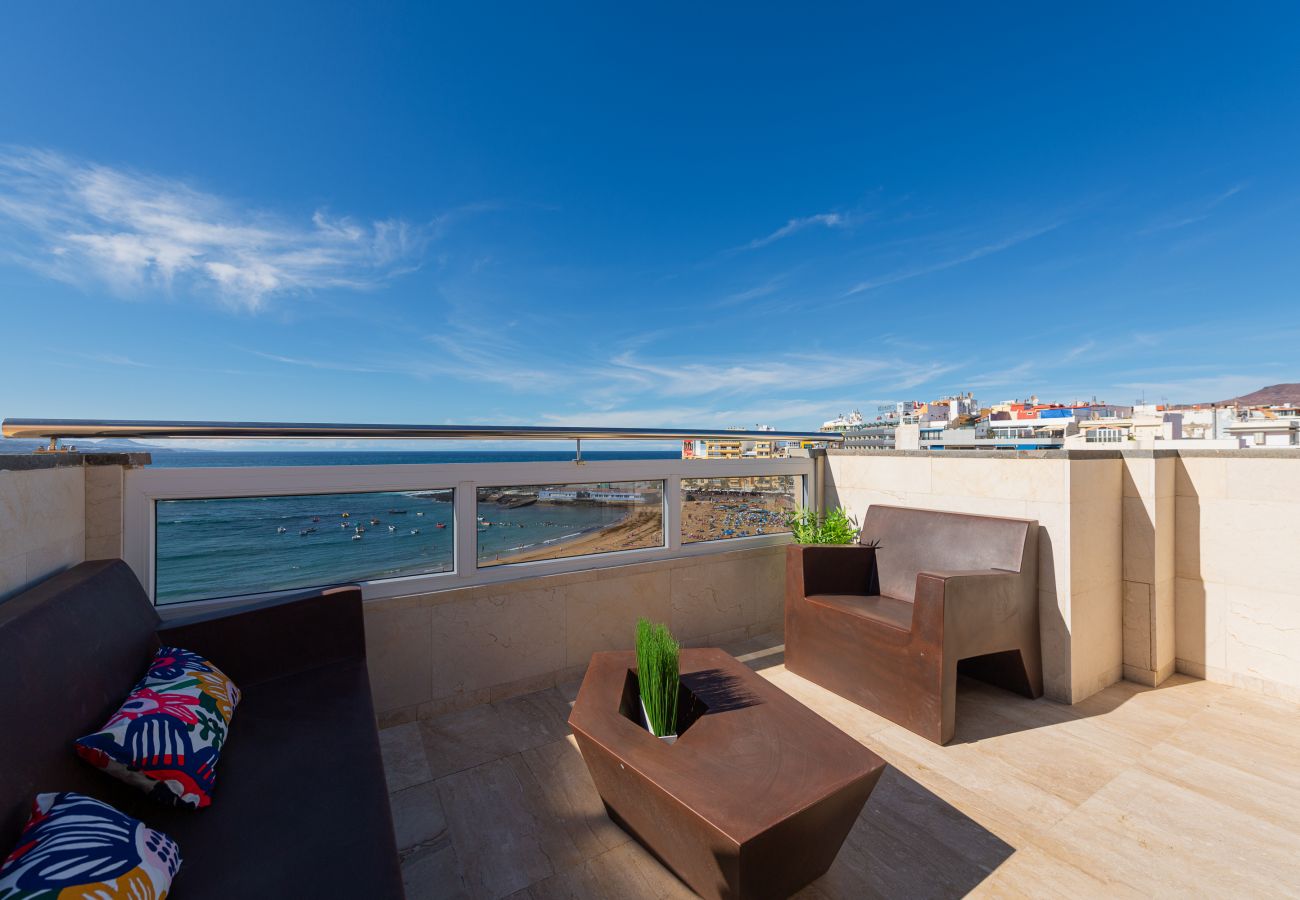 Ferienhaus in Las Palmas de Gran Canaria - Awesome 3BR beachfront terrace By CanariasGetaway