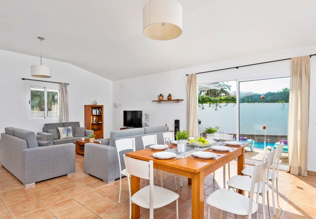 Villa in Cala´n Bosch - Menorca Raquel Villa in Cala´n Bosch - Menorca Raquel