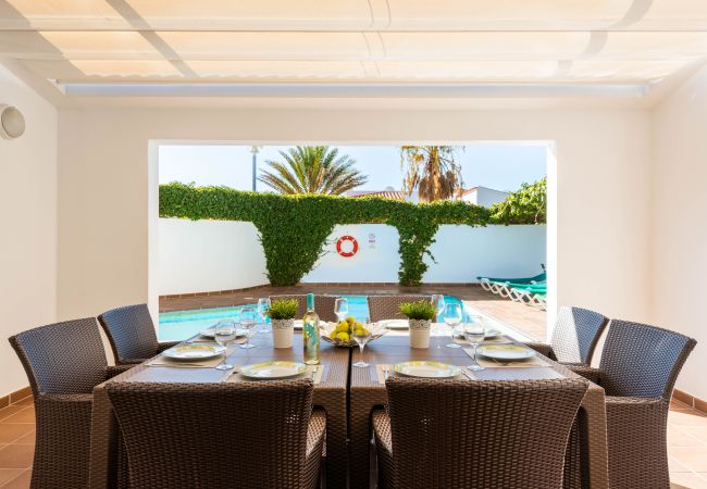 Villa in Cala´n Bosch - Menorca Raquel Villa in Cala´n Bosch - Menorca Raquel