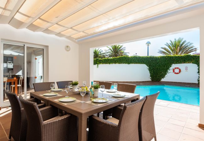 Villa in Cala´n Bosch - Menorca Raquel Villa in Cala´n Bosch - Menorca Raquel