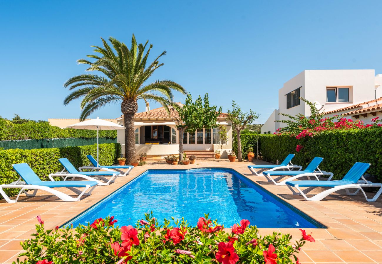 Villa in Cala´n Blanes - Menorca Tana