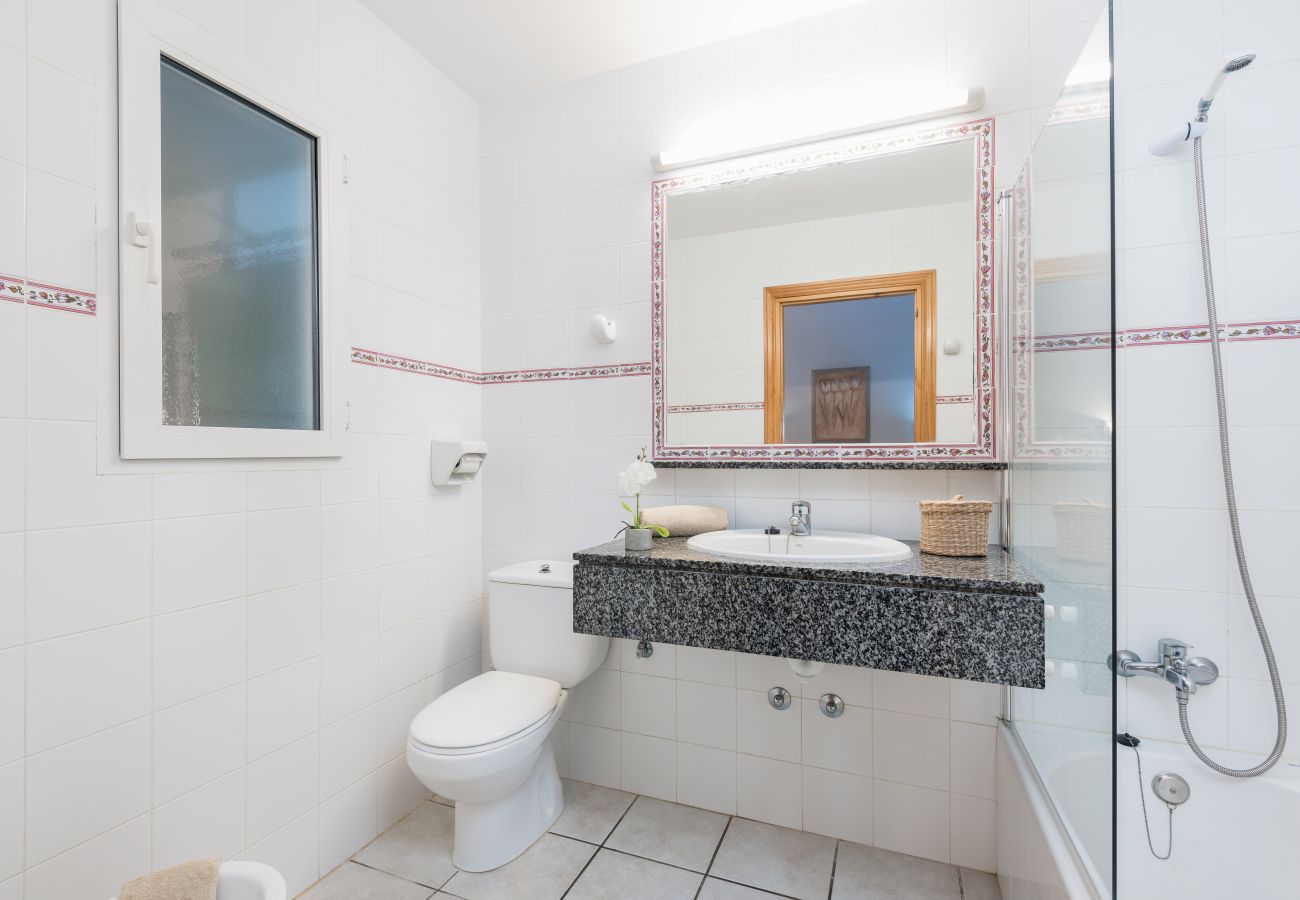 Villa in Cap d´Artruix - Menorca Sol