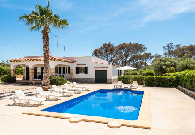 Villa in Cala Blanca - Menorca Binisaret 1 Villa in Cala Blanca - Menorca Binisaret 1