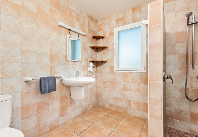 Villa in Cala Blanca - Menorca Binisaret 1 Villa in Cala Blanca - Menorca Binisaret 1