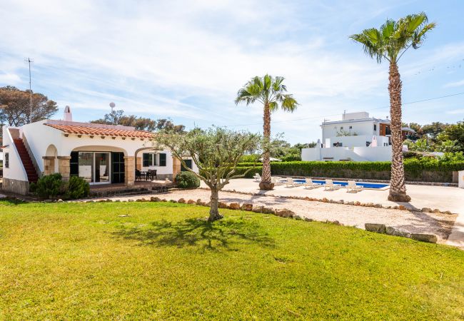 Villa in Cala Blanca - Menorca Binisaret 1 Villa in Cala Blanca - Menorca Binisaret 1