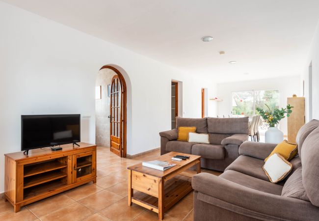Villa in Cala Blanca - Menorca Binisaret 1 Villa in Cala Blanca - Menorca Binisaret 1