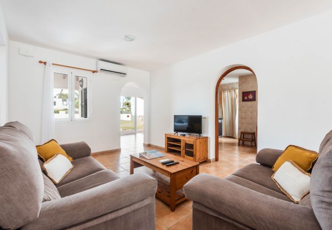 Villa in Cala Blanca - Menorca Binisaret 1 Villa in Cala Blanca - Menorca Binisaret 1