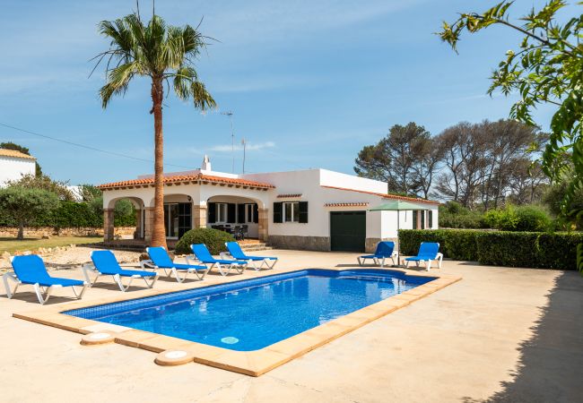 Villa in Cala Blanca - Menorca Binisaret 1 Villa in Cala Blanca - Menorca Binisaret 1