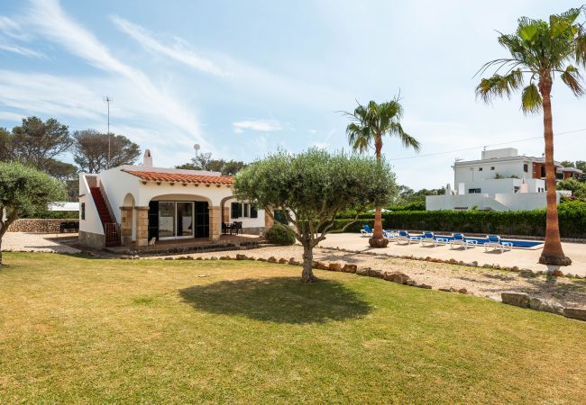 Villa in Cala Blanca - Menorca Binisaret 1 Villa in Cala Blanca - Menorca Binisaret 1