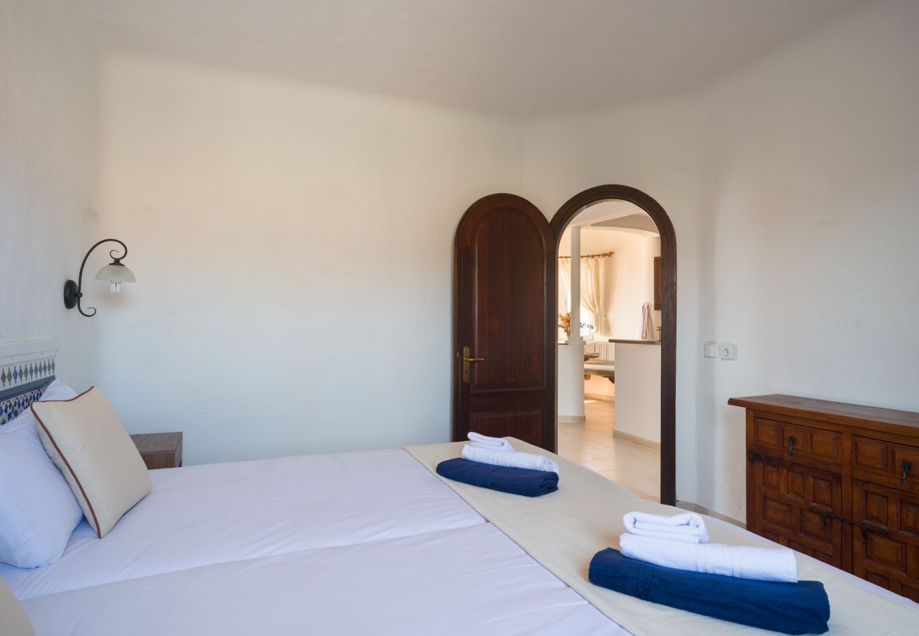 Ferienhaus in San Bartolomé de Tirajana - Altamar 60 Balcony beach views By CanariasGetaway