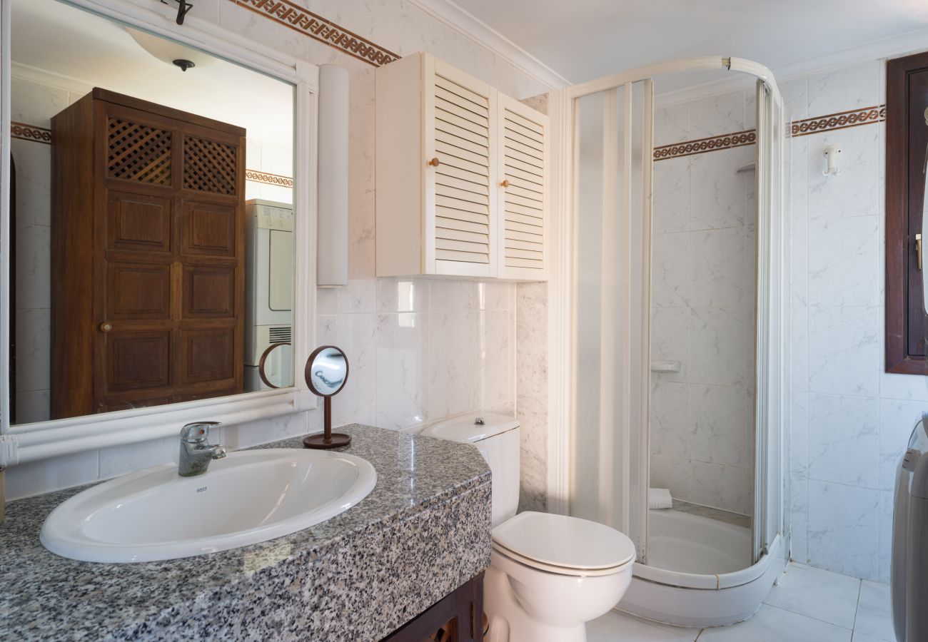 Ferienhaus in San Bartolomé de Tirajana - Altamar 60 Balcony beach views By CanariasGetaway