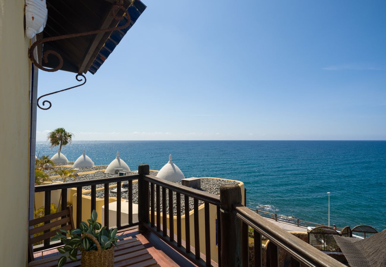 Ferienhaus in San Bartolomé de Tirajana - Altamar 60 Balcony beach views By CanariasGetaway