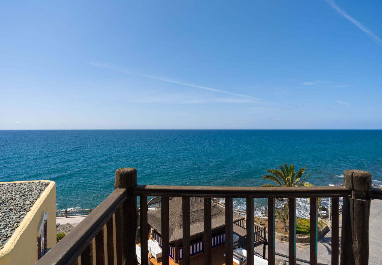 Ferienhaus in San Bartolomé de Tirajana - Altamar 60 Balcony beach views By CanariasGetaway