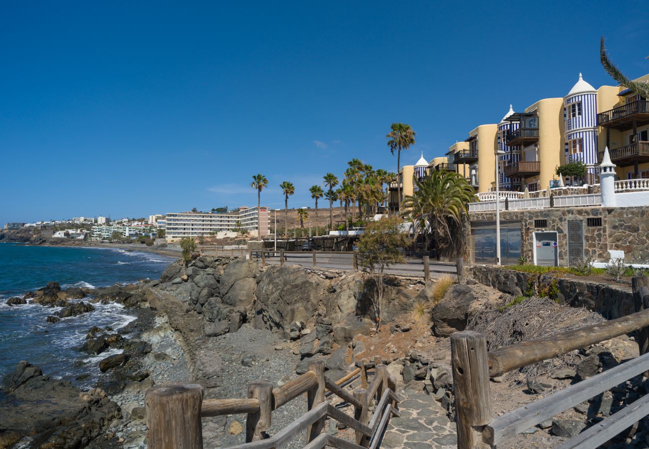 Ferienhaus in San Bartolomé de Tirajana - Altamar 60 Balcony beach views By CanariasGetaway