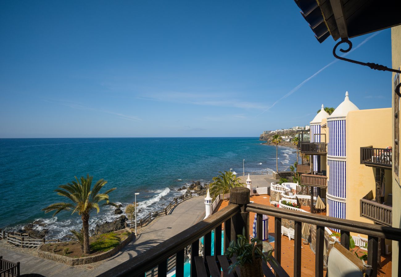 Ferienhaus in San Bartolomé de Tirajana - Altamar 60 Balcony beach views By CanariasGetaway