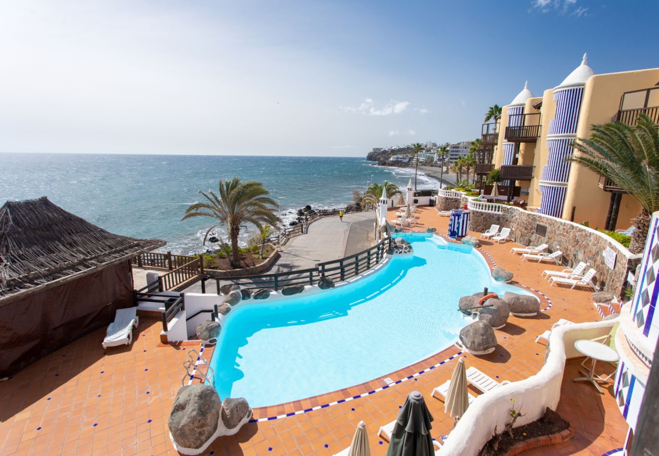 Ferienwohnung in San Bartolomé de Tirajana - Altamar 44 balcony&pool By CanariasGetaway