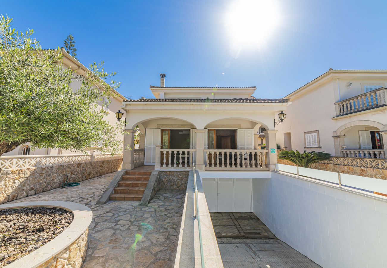 Villa in Muro - V. Benestar Pool and Beach Platja de Muro