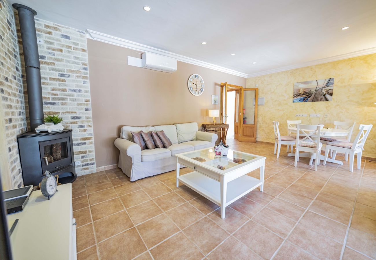 Villa in Muro - V. Benestar Pool and Beach Platja de Muro