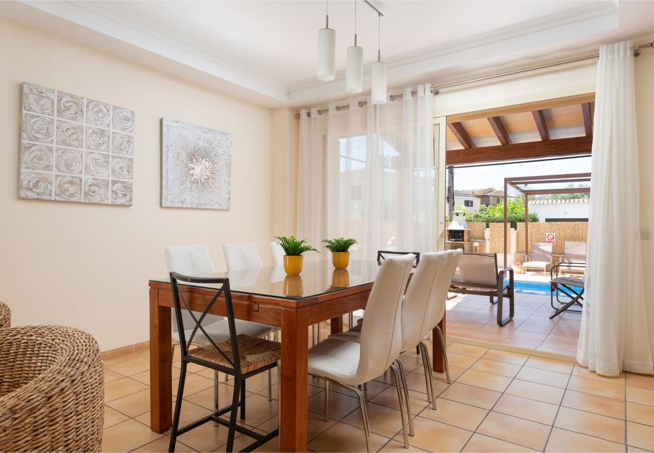 Villa in Alcudia - V. Ca S'Ingles with pool for 8